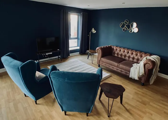 Joy St Apartments
